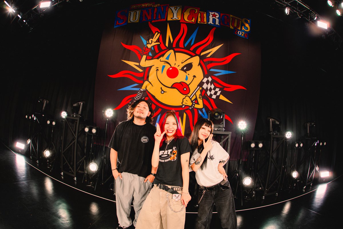 _Dizzy_Sunfist_'s tweet photo. 【 T H A N K S 】
 “SUNNY CIRCUS 2026 DAY2” 
ご来場頂いた皆さんありがとうございました！ 
Dizzy Sunfistを引き続き応援よろしくお願いします！

photo by @naoto_iwabuchi_
#DizzySunfist 
#サニサー https://t.co/N2ZgUm9YBV