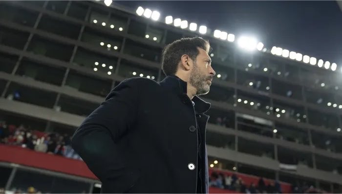 2en4dias's tweet photo. Está confirmado, pase lo que pase, @Nacional decidió que Jorge #Bava dirigirá el #Clasico de la 4rta fecha. 

ℹ️ @MartinCharquero https://t.co/a8MqaUY8Uo