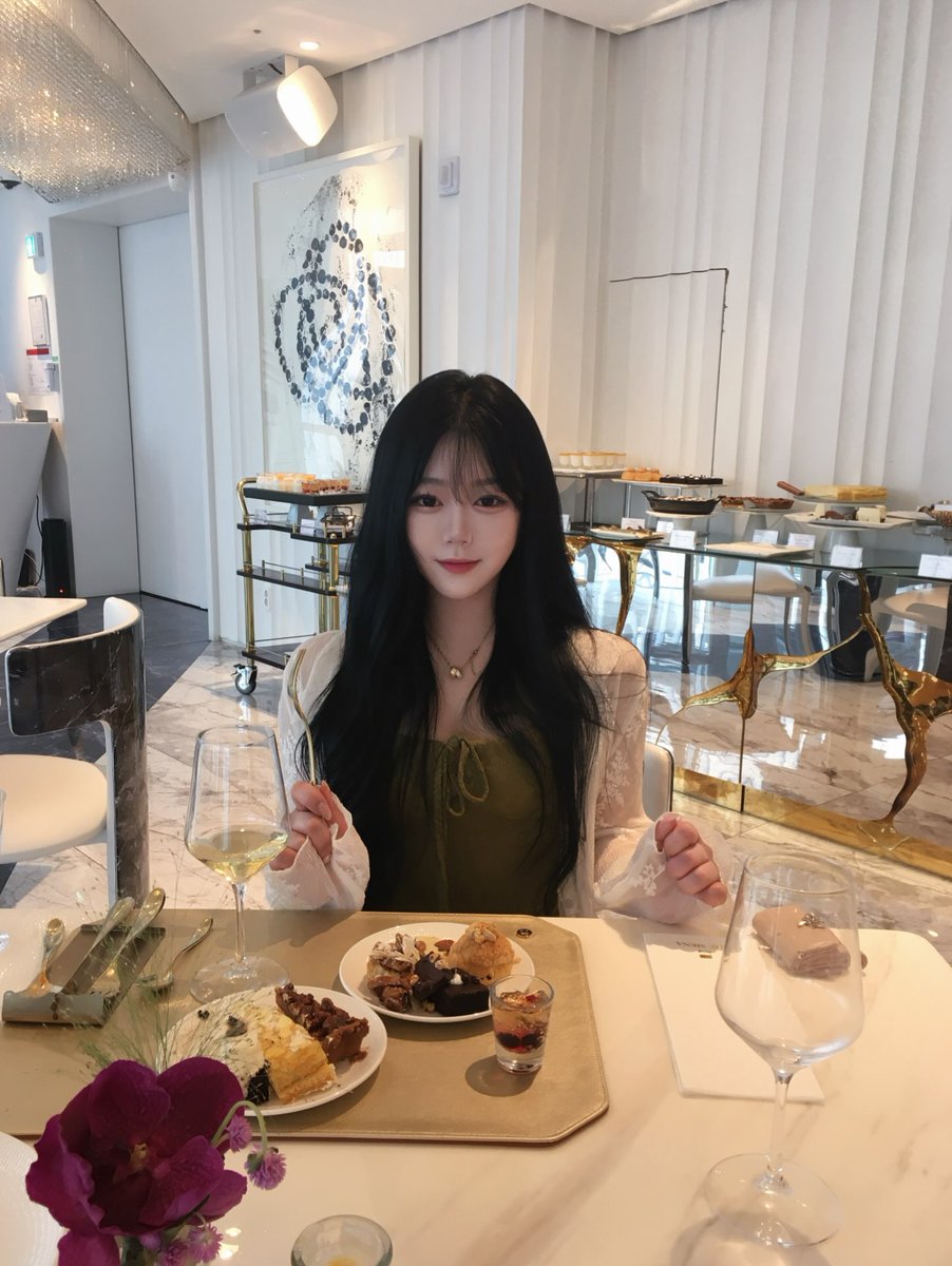 MayraLusigr3f's tweet photo. 휴가 좋자나 🤍🤍
#트친소 #일상계트친소 https://t.co/ZEr35K4xlH