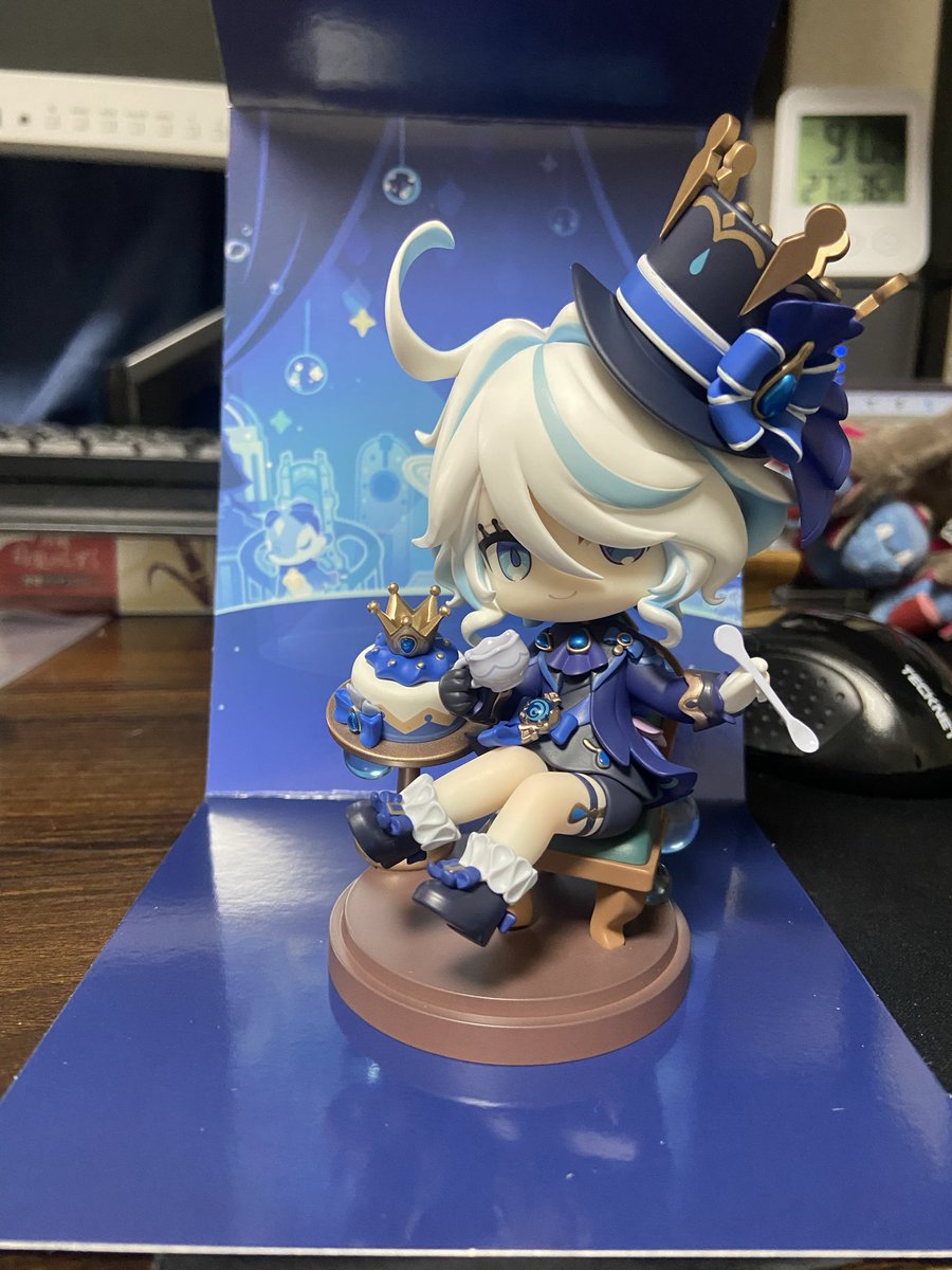 harusyake818's tweet photo. ティーカップはめるのきっつい。塗装禿げちゃったよ…悲しい https://t.co/3rJMSo2k4f