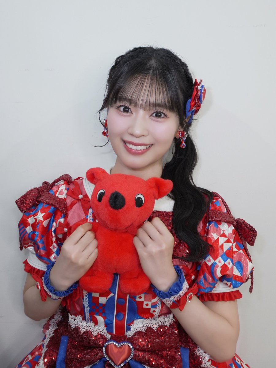 sendenbu_staff's tweet photo. 千葉公演ありがとうございました🥜🫶🏻
今日はお姉さんひとちゃんだったよ〜🤭
可愛かったー？？
久しぶりのせきがえのうた楽しかった！！
ラヴなのっ♡も最高だったねん❤️
明日もライブー ！！！がんばるぞ！
またね！(ひとか❤)

#超とき宣 #超とき宣ツアー2026 https://t.co/ldb9ib8Yzh