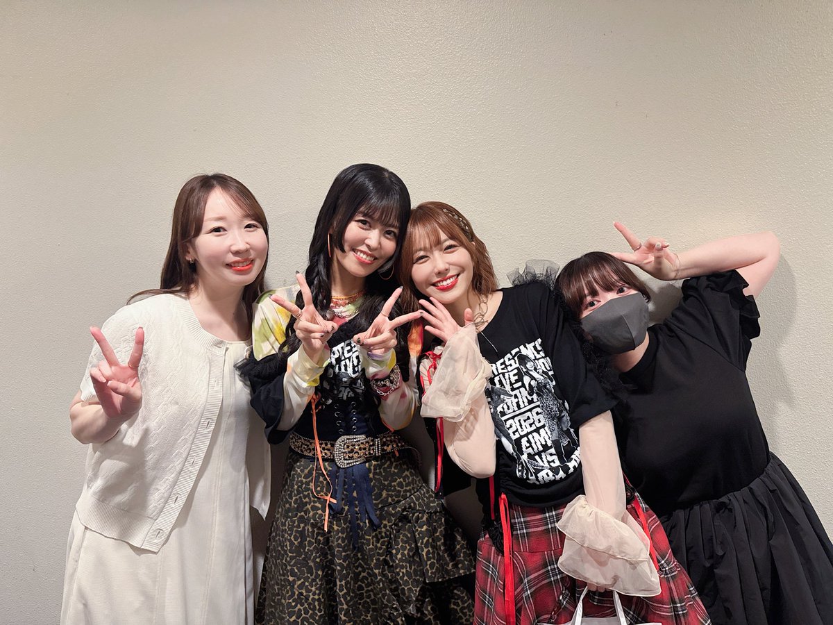 ayasa_ito's tweet photo. #愛美_2MANLIVE_A_GAME
参加してましたよおお❤️‍🔥🔥
あいみんもあいあいも超超カッコよかった！！！❤️‍🔥🔥 https://t.co/BM17Yj3sTt
