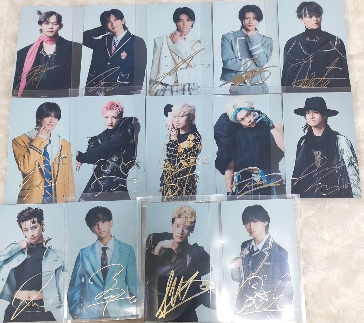 gyunyu23j's tweet photo. EBiDAN Yes!東京 HMVonline 箔押しサイン トレカ 交換

【譲】カイ リョウガ 佐野 杢代 大倉 FUMINORI FUMIYA SHOW 志村 髙田 芳賀 森田 志賀 八神

【求】山中 塩﨑 TETTA

8/14.8/15エビライまたは郵送での交換希望です。店舗オンライン問わずお気軽にお声がけください。
#EBiDAN交換 https://t.co/X02rli4Vg4