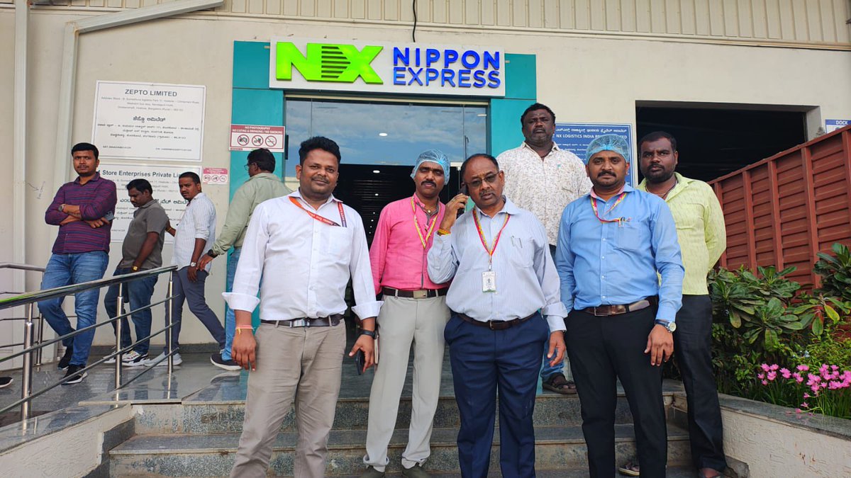 TOIBengaluru's tweet photo. Crackdown on unhygienic food continues

Food safety & drug administration officials inspected Zepto Limited’s warehouse, which is being run in partnership with Nippon Express at Hoskote on the outskirts of #Bengaluru, and found food products stored in unhygienic conditions. 

@timesofindia