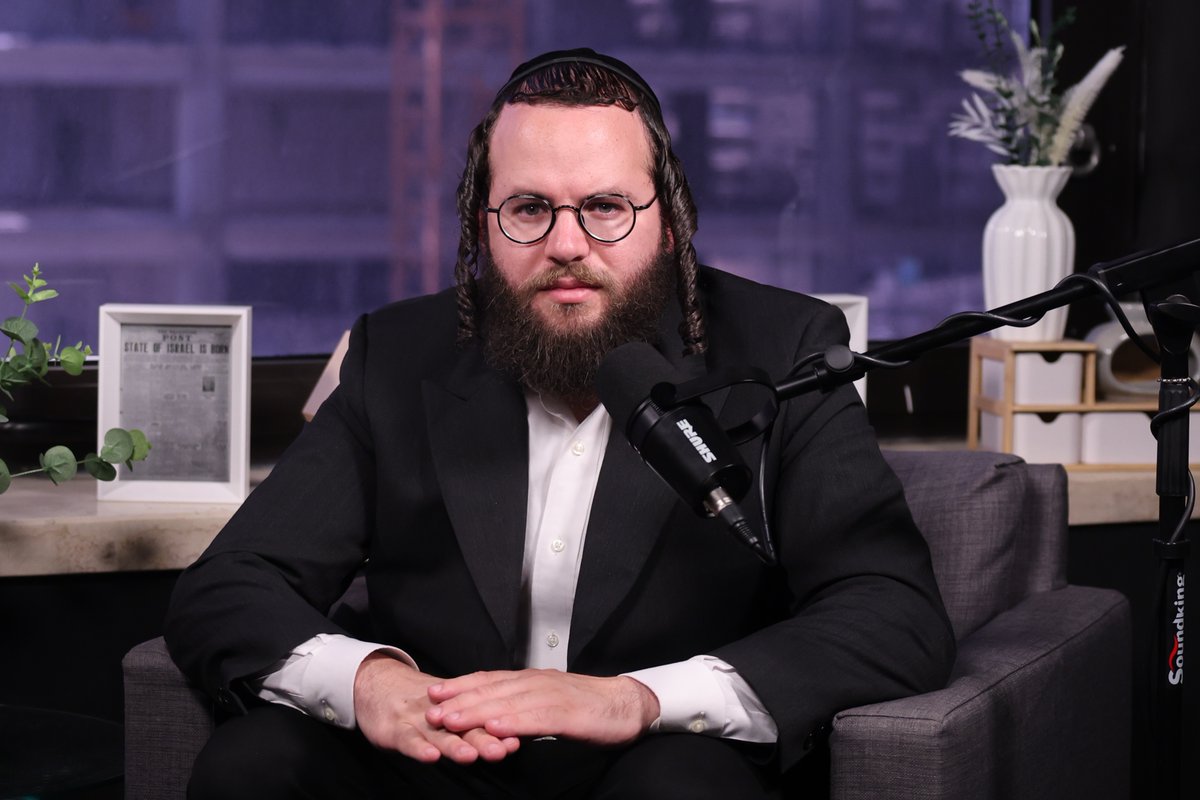 ZvikaKlein's tweet photo. 33 years old. Hasidic. A software engineer who enlisted in the IDF. Deputy mayor of Beit Shemesh. And now Moti Leitner wants into the Knesset, demanding a slot on the UTJ and Shas lists.

Keshet Neev interviewed him in our Jerusalem Post studio this week.

For once, the argument about haredi Israel is coming from inside it.

Friday, in Frontlines and on Jpost.

Photos by Marc Israel Sellem/The Jerusalem Post