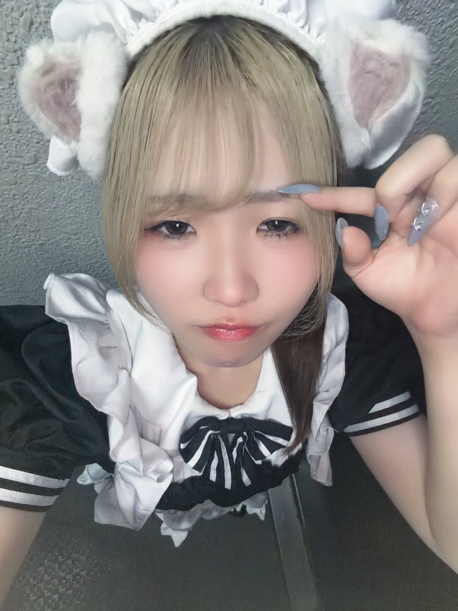 kanade15_15's tweet photo. なんかいつもと顔違うし眉無くないか、、？
ﾅﾝﾄｶﾅﾚｰｯ‼️

#コンカフェ
#コンカフェ嬢
#コンカフェキャスト https://t.co/7UrrUXQg0d