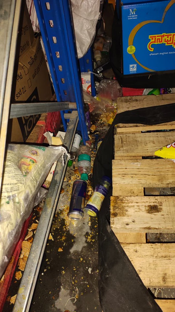 dpkBopanna's tweet photo. Just in 

Karnataka health dept raids Zepto warehouse in Bengaluru outskirts, finds conditions unhygienic. Raids underway, more details awaited. https://t.co/yceYZ8m44o