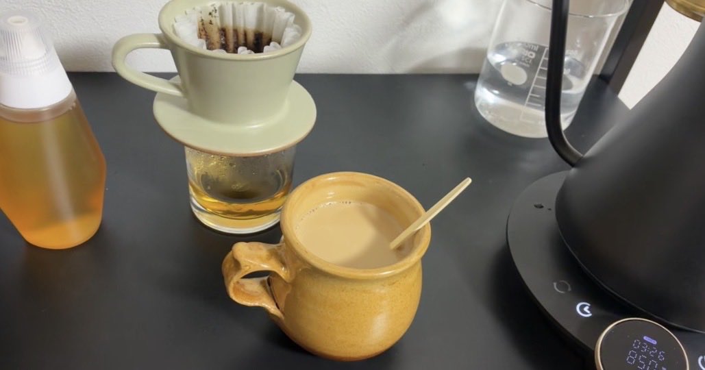 nanmo_runrun's tweet photo. Coffee talkから。
はちみつラテ、美味しい。ほっとする。
#でん同士美食部 https://t.co/BneYnDMblv