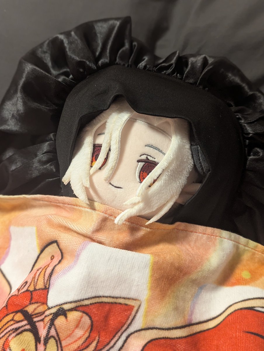 M1stressLenore's tweet photo. Time for sleep. https://t.co/6PvJCOsvOB