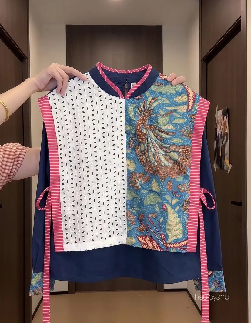 shoupemelty's tweet photo. MAAF NORAKK 😭 AKHIRNYA NEMU TOKO BATIK YANG MODELNYA GEN Z ABIS 🫰🏻
Modelnya kekinian, cocok buat kerja, kuliah, dan tetep kelihatan stylish 🤍 https://t.co/njPhjseXBg
