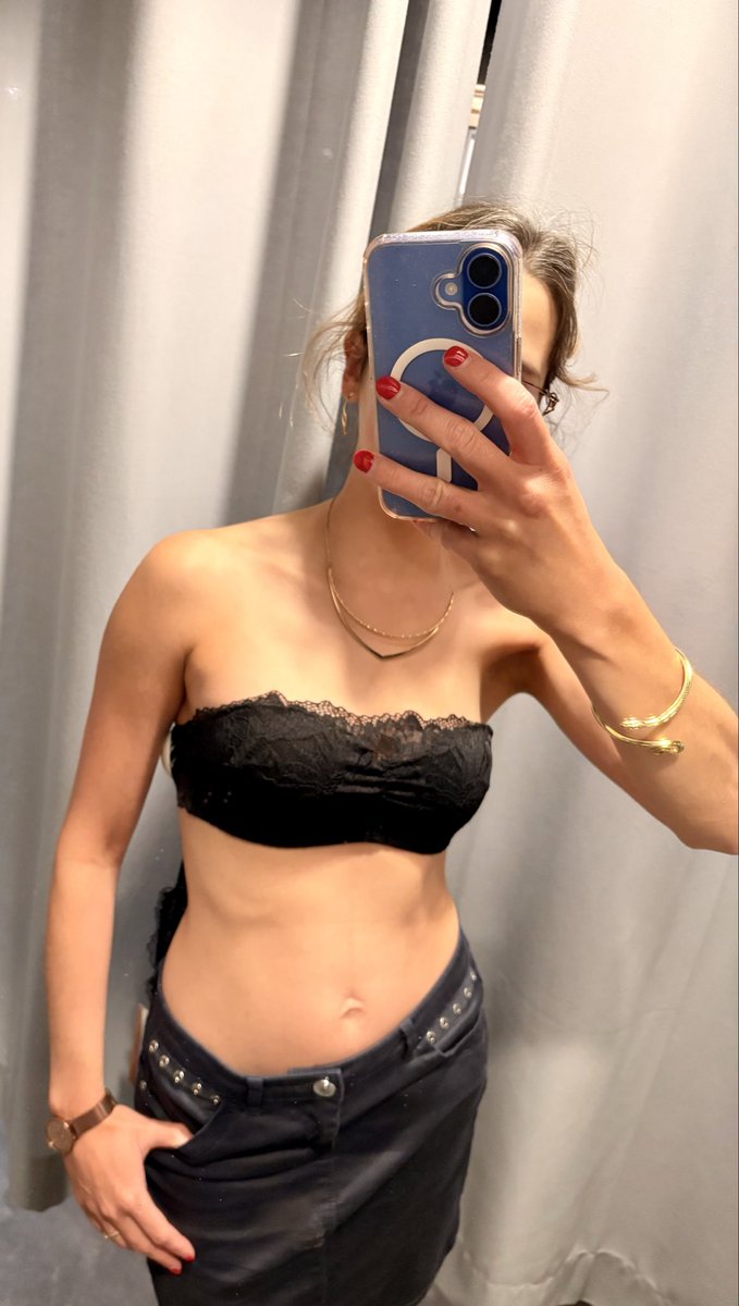 itsMilaMym's tweet photo. J’adore me prendre en selfie avec des nouvelles lingeries 💕 #mardimiroir

@creatricesFR @MysterieBoy 
@FrancaisesSexy @OrgasmicGroup @nofacemodele @Body_Art_be_fr @FrancaisesSexy @DevilDooL @PartageDefiHot @hotmodelsOMG @Get_Nude @Nym_HD @up_crea @SpicyGirlsNSFW @Sendinyourpics_ https://t.co/H3jlvrrbhX