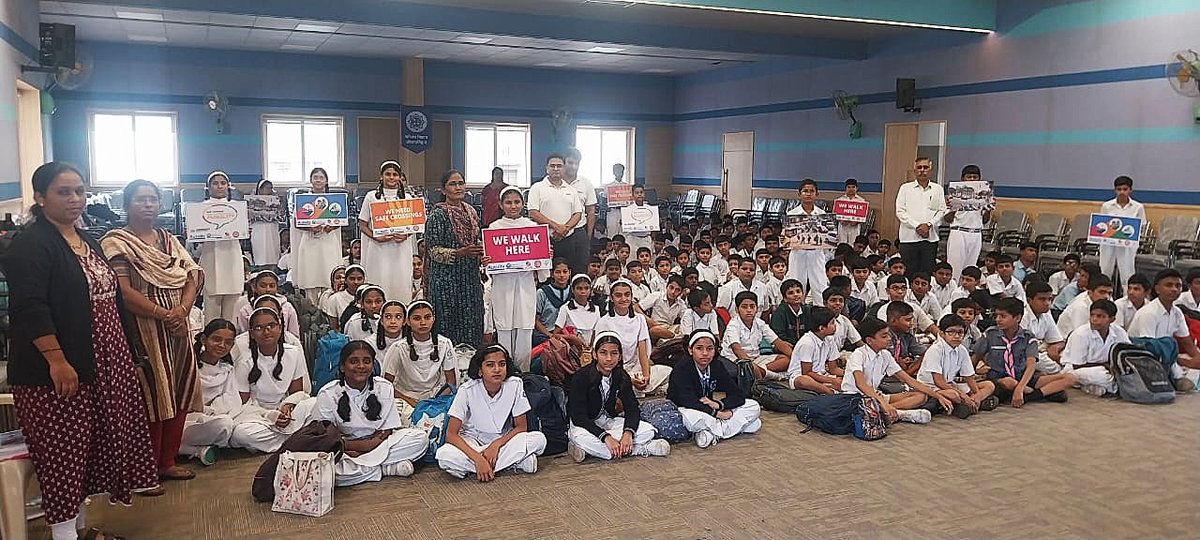 RoadSafetyNGOs's tweet photo. Alliance member @safeindia2015, supported by @AutolivInc, has so far empowered 4,402 students in 9 schools in Pune through #MobilitySnapshots to identify #roadsafety risks &amp; advocate for evidence-based, #SafeSystem solutions https://t.co/pvTQSPO6aU
#MobilitySnapshots #RoadSafety https://t.co/L22GpQtTdG