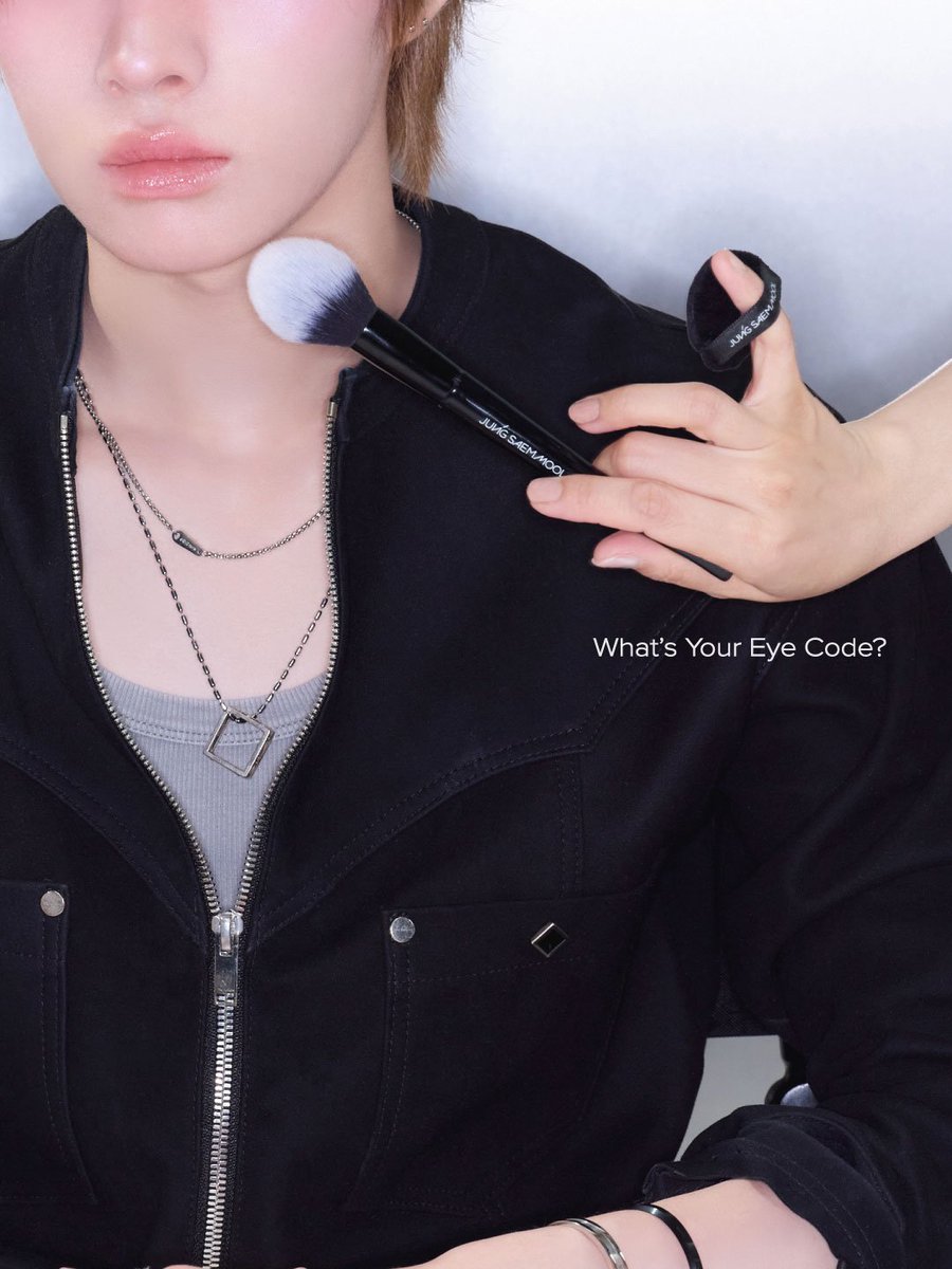 TWS_INTL's tweet photo. [INSTAGRAM] 260811

@/jsmbeauty_ Instagram Update with TWS

"Something caught their eye.

What’s your Eye Code?

26.08.12
coming soon"

#JUNGSAEMMOOL #정샘물 #EyeCode
#TWS #투어스 #247WithUs @TWS_PLEDIS https://t.co/JeUkmXVpRK