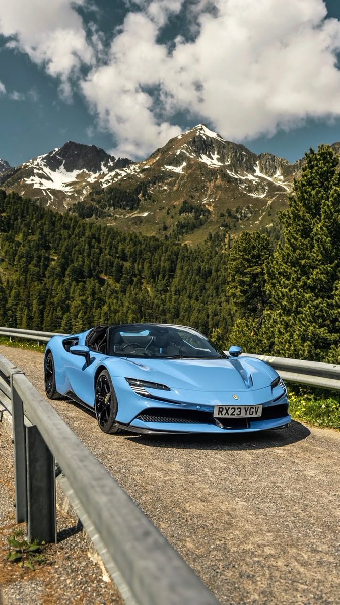 Manueldlae's tweet photo. Ferrari SF90 Stradale https://t.co/SMvM4wcqIZ