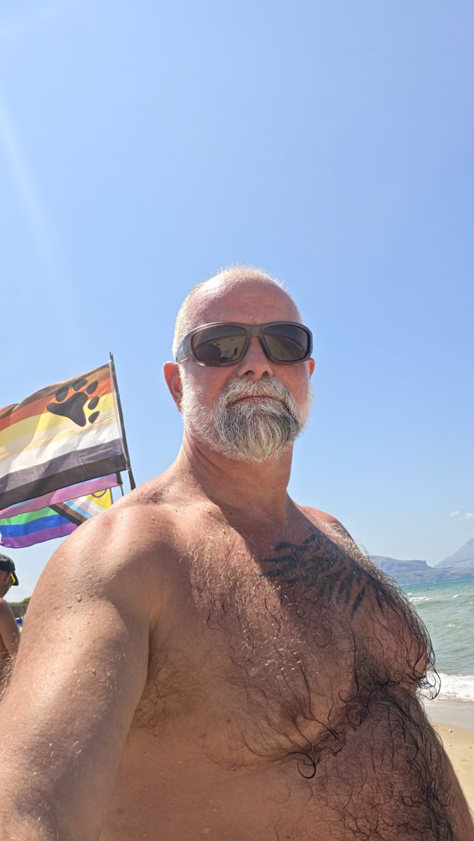 Jimmy_Grey_FR's tweet photo. Adesso alla spiaggia di Balestrate! https://t.co/7lzQoNZEgf