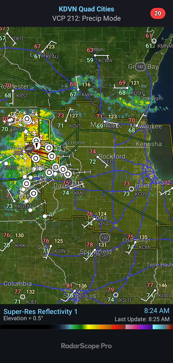 WxEd92's tweet photo. A complex of severe t-storms has triggered a severe t-storm watch until 2pm for the Chicagoland area. We'll have to see if this reorganizes as it crosses northern IL. Right now it's a bit of a mess, however all hazards remain possible. #ilwx #Chicago https://t.co/NOg3Rg8uUA