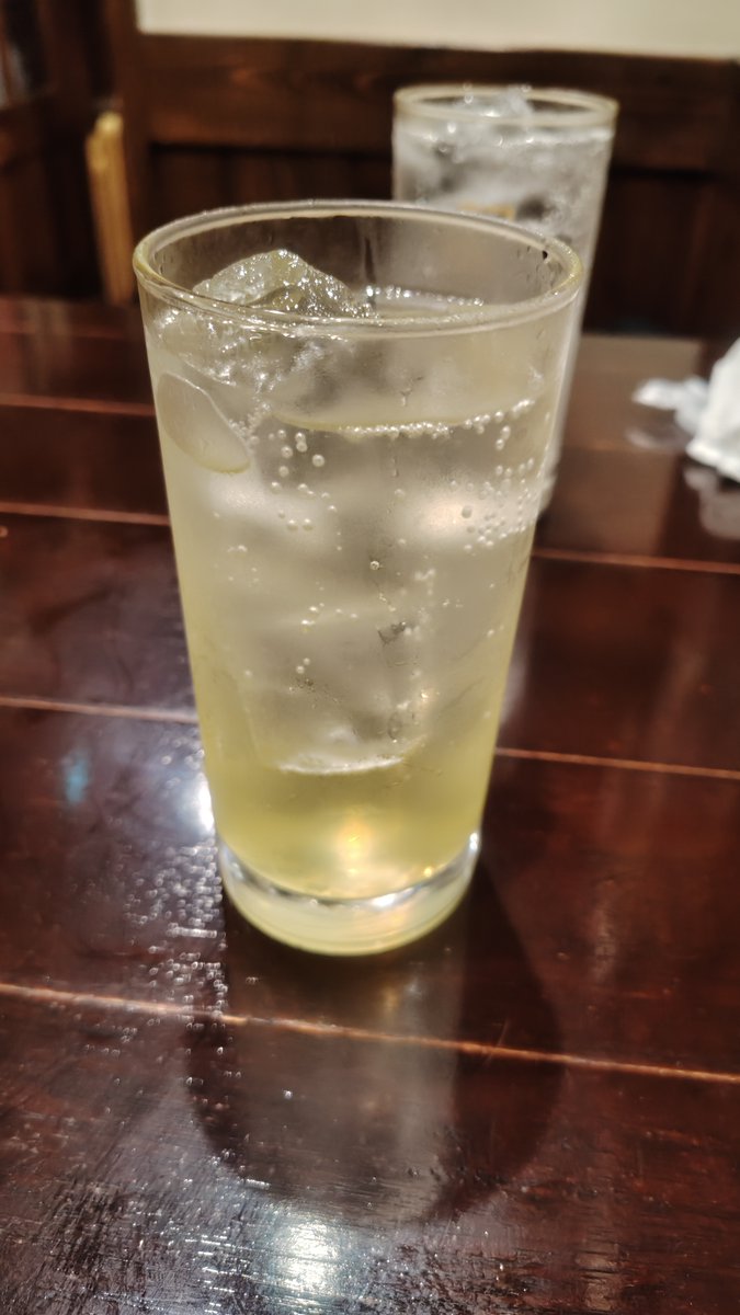 Taracopie's tweet photo. 地元飲み本当に元気出る
そのたびに一緒にゲームするためにPC欲しくなる https://t.co/ydeCalLx8W