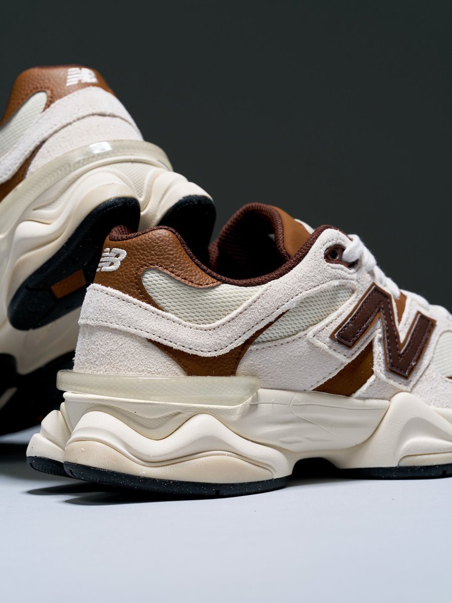 tenislinks's tweet photo. 🤎 New Balance 9060 “White Brown”. https://t.co/l8lAMSfZlM