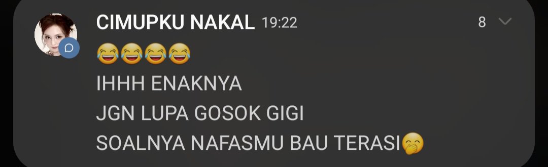 yegarey's tweet photo. :((( kamu menghina aku https://t.co/hsEstLVLrd