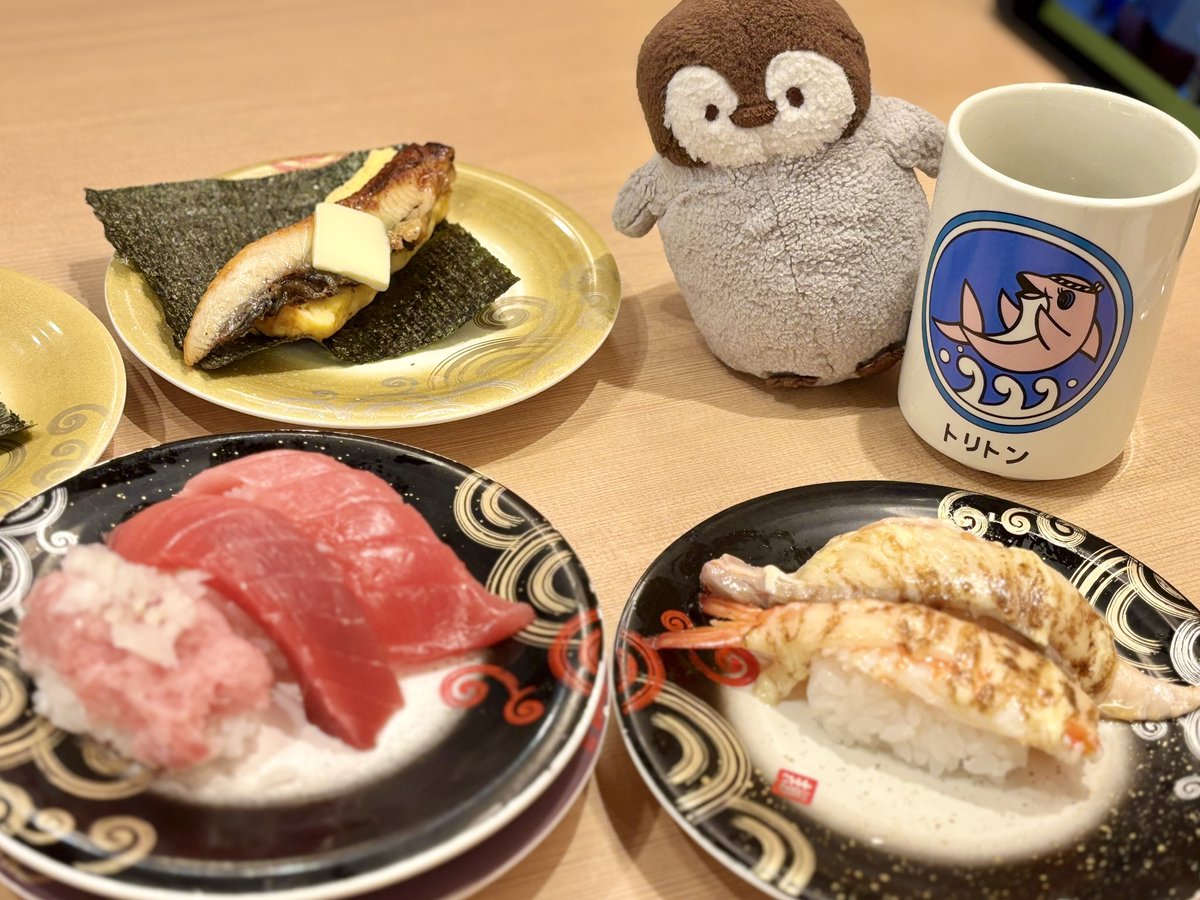 penguinkoen2's tweet photo. おすし🐧🎶 https://t.co/PKW9vjI6xd