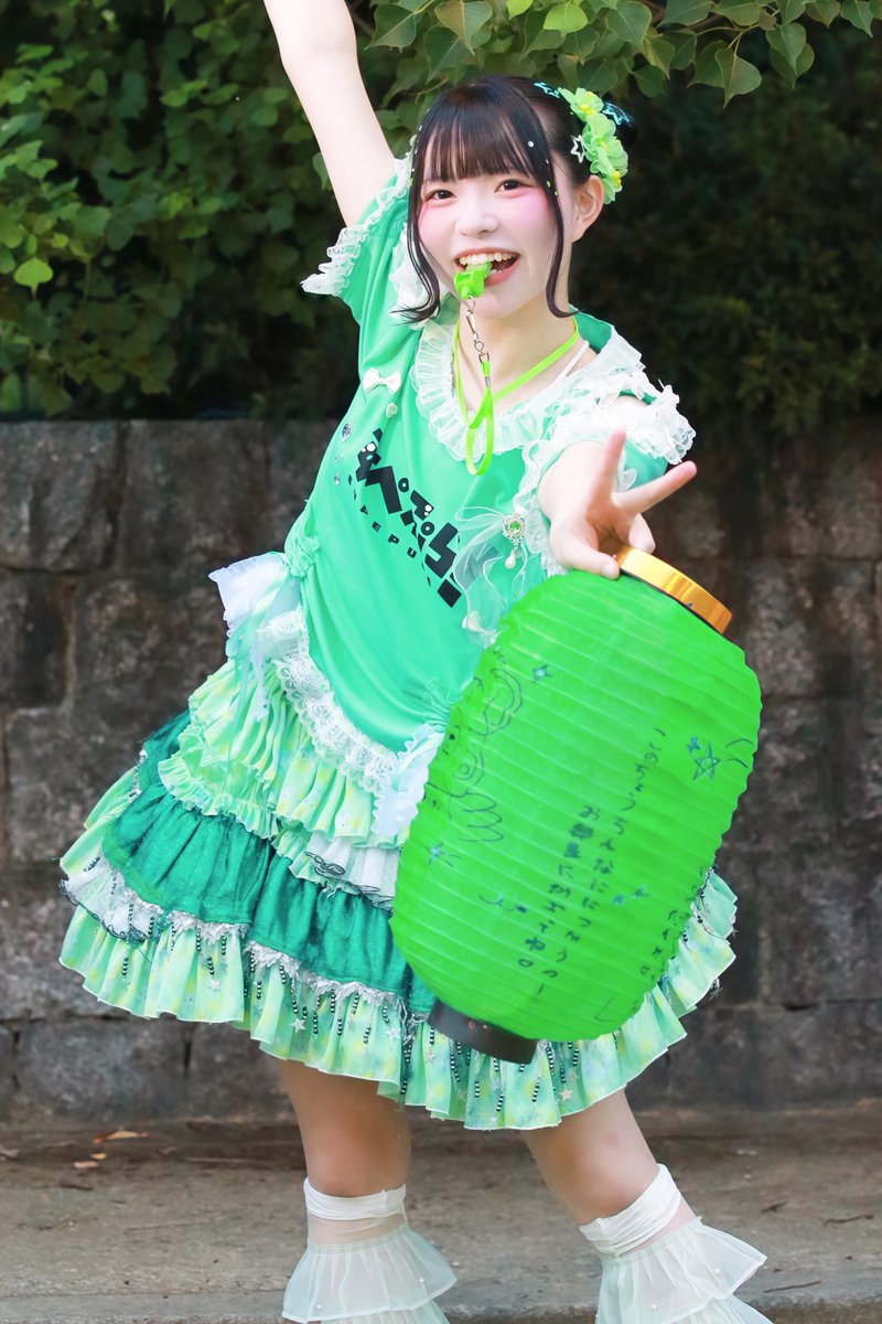 J_MySouL00's tweet photo. 『宇宙∞プラネクシア 真夏の野外ワンマンライブ～ちゅっちゅちゃんとレインボー⭐︎カーニバル！〜』

∞服部緑地野外音楽堂
∞ 宇宙∞プラネクシア
∞ のぞみ

特典会での60秒撮影券が最高すぎる！

ポーズを爆豪に誘導していったのは内緒のやつ

#のぞみ以外はのんのん
#すぺぷら
#大阪アイドル https://t.co/kzGZl2scjA
