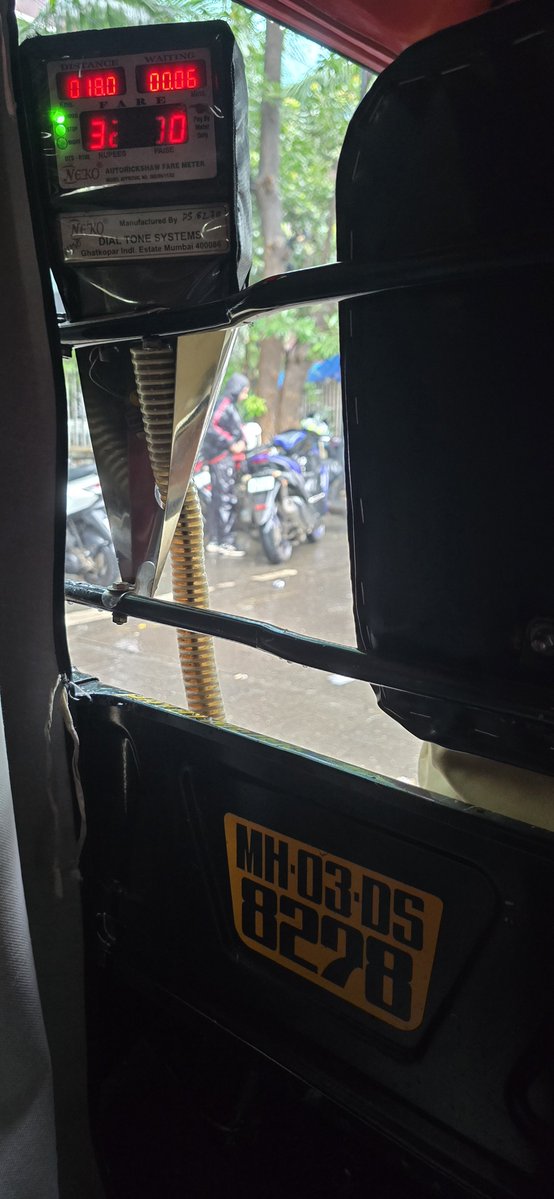 am_mad_10's tweet photo. Hi..i am a loyal &amp; regular user of Uber services. You can chk my records. For last 2 trips, i have noticed that your prices are highly inflated. In fact today i paid Rs. 110/- more thanthe metered fare. I have taken a pic. Will anyone explain this to me?
@Uber_India https://t.co/UJOmMoqCAQ