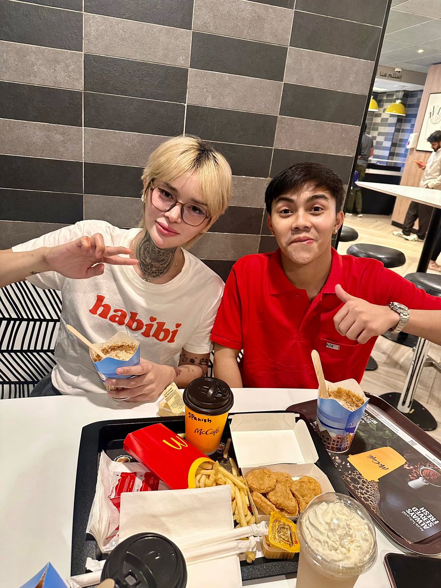 DantesJero46638's tweet photo. #alain #mcdo #uae 😍🫶🏻 https://t.co/E1FBRwwZzJ