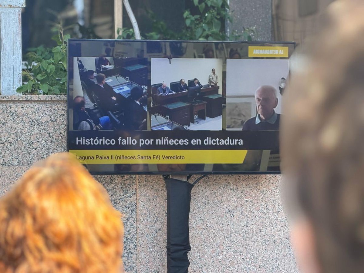 DDHH_SantaFe's tweet photo. ¡Día histórico en nuestra provincia! ⚖️ La sentencia del juicio Laguna Paiva 2 marca un antes y un después: el abandono de las infancias es un delito de lesa humanidad.

Desde la Secretaría de DDHH acompañamos este proceso. Sigamos construyendo Memoria, Verdad y Justicia. https://t.co/0pzmYKY0ge