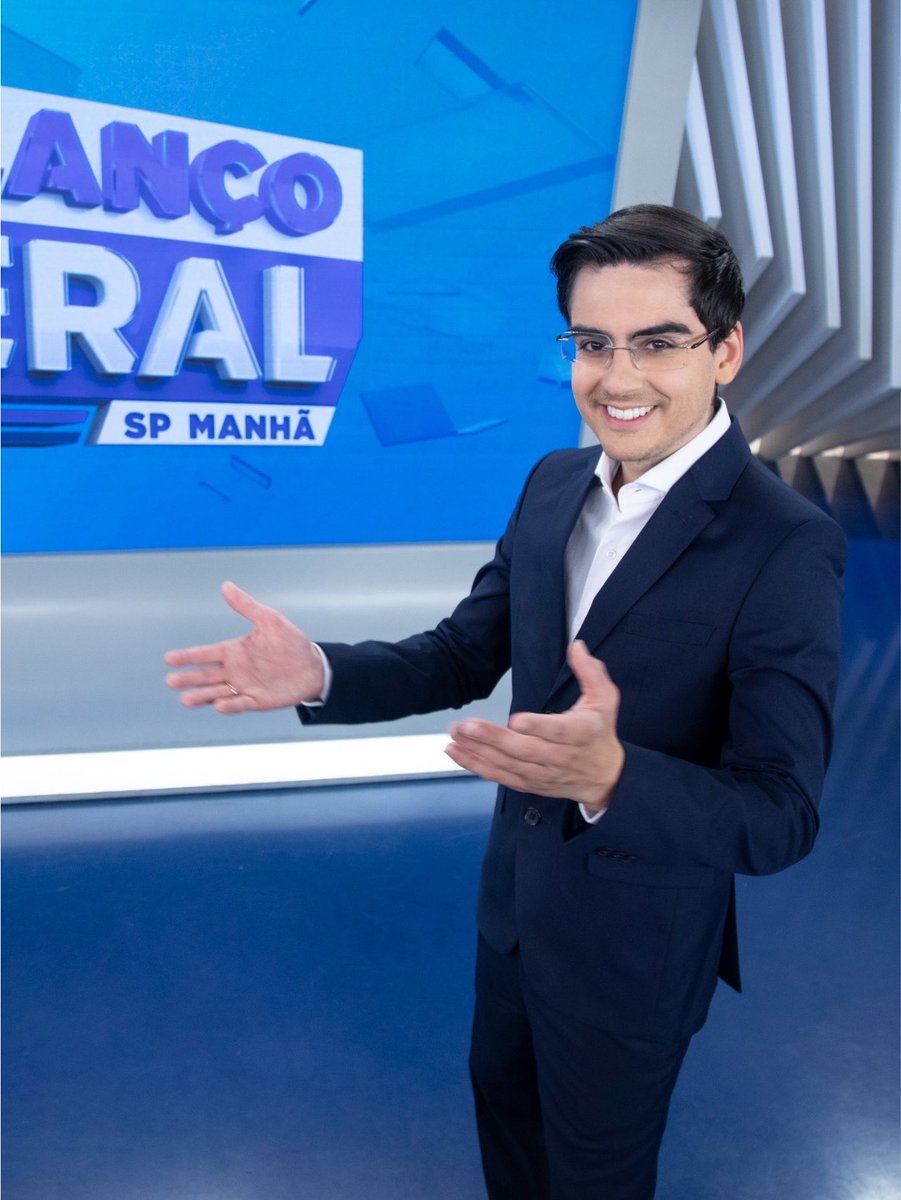 brenno__moura's tweet photo. 🚨BALANÇOU! #BalançoGeral Manhã vence o #SeLigaBrasil nesta terça-feira (11) em São Paulo, segundo números prévios. 

Foram 2.20 de média, 3.0 de pico e 10.61% de Share. No mesmo horário, a Globo foi líder com 9.03 (43.62%), e o #SeLigaBrasil 1.86 de média (8.98%). https://t.co/0mZBWtDFXV