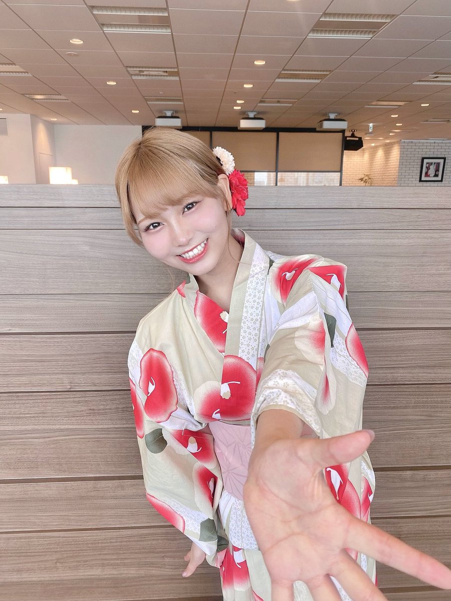 _hananohiyoko_'s tweet photo. 何色の浴衣でも似合う花菜ちゃん🥰
浴衣花菜ちゃん好きすぎてカメラロールにいっぱいあった〜 https://t.co/3ft2QouvAM