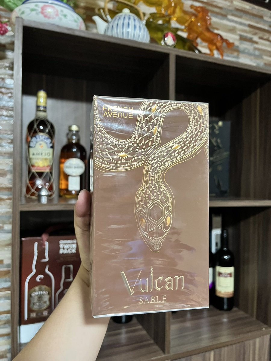 saidacart's tweet photo. wts lfb ph

legit vulcan sable french avenue (brown)

selling price: ₱1400 na lang!
orig price: ₱2,000

new <3
from dubai shop baliuag 
rfs: panic buying 

will shoulder half of the shipping na po
DOP: August 30 /NRDP: 100 https://t.co/sTazHTGzJ2