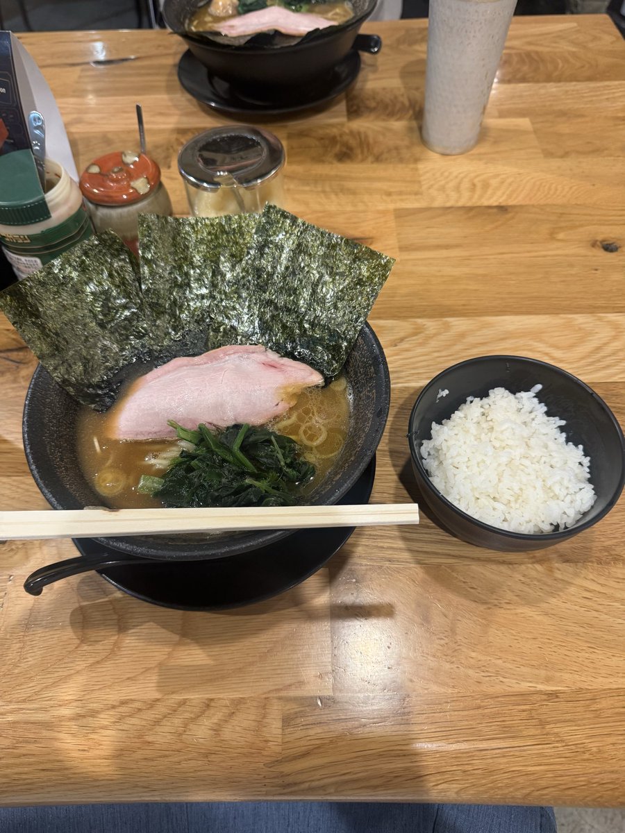 abc061356's tweet photo. 温泉行って蕎麦食って
帰ってきて〆燻。
好きなことしかしてない連休初日！！
一枚目人多すぎて遠目からよいしょ。
ぐっとないと https://t.co/q9YWVHcyKf