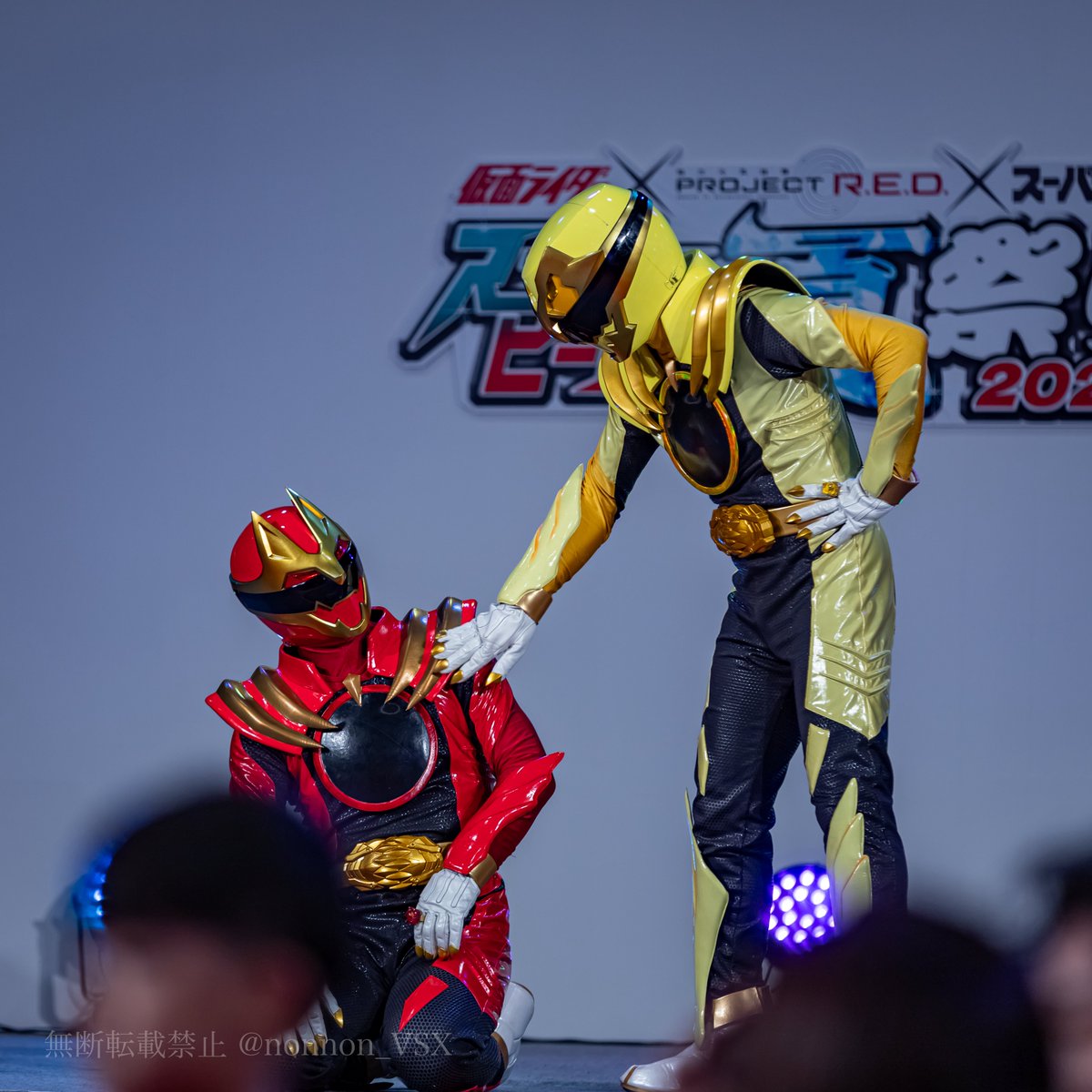 nonnon_VSX's tweet photo. 竜儀を煽って走って逃げて舞台裏も走り回ったため、ガチ説教

#スーパーヒーロー夏祭り
#スーパーヒーロー夏祭り2026 https://t.co/RmjU2QwHe2