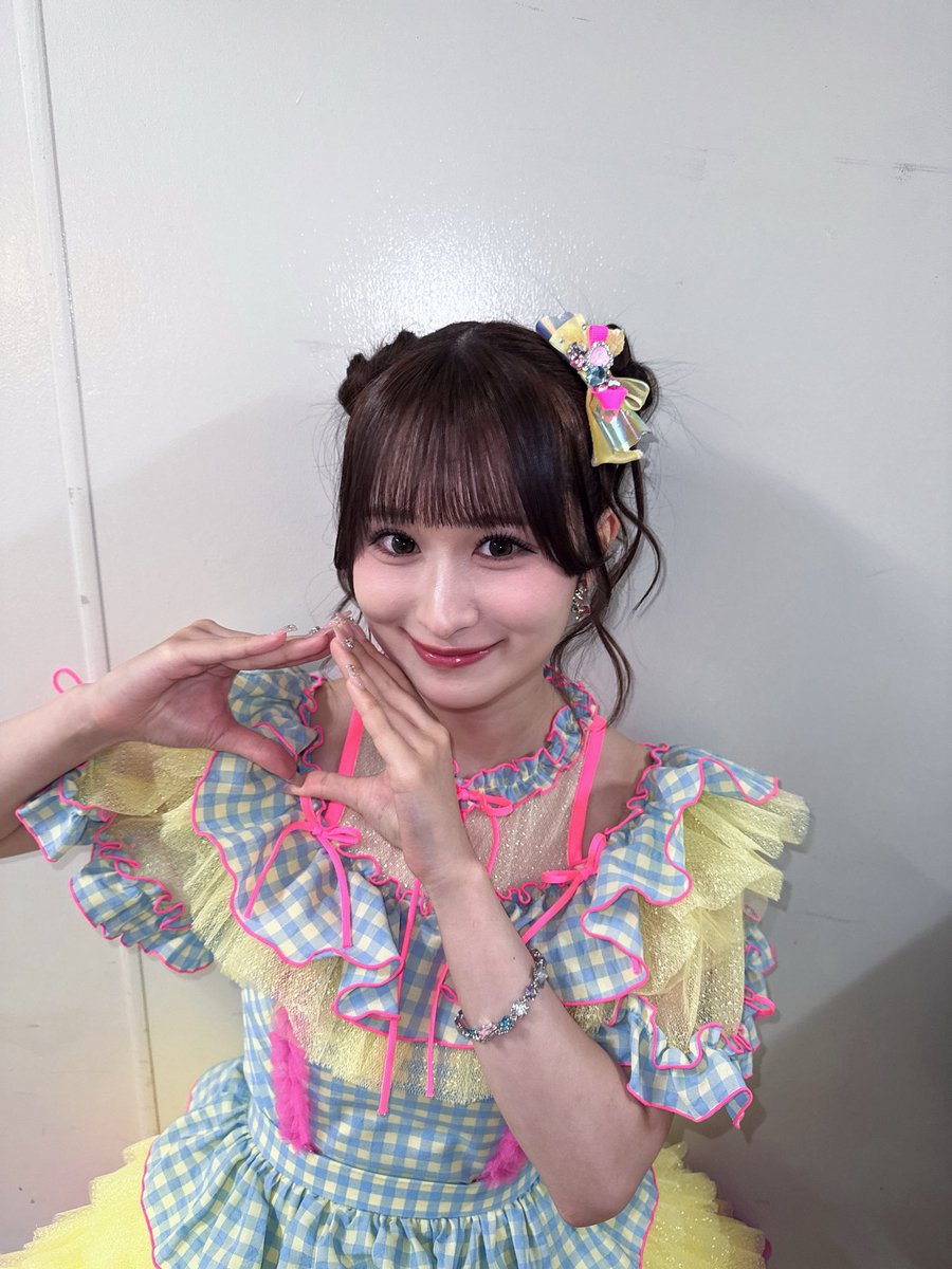 iori831_hkt48's tweet photo. #HKT15周年ツアー in広島🍁
ありがとうございました！
広島とってもとっても楽しかったです‼︎☺︎
ユニットでは回遊魚のキャパシティをすることができてとても嬉しかったですっ
また広島でお会いしましょう🍋 https://t.co/lsdzRdL2rZ