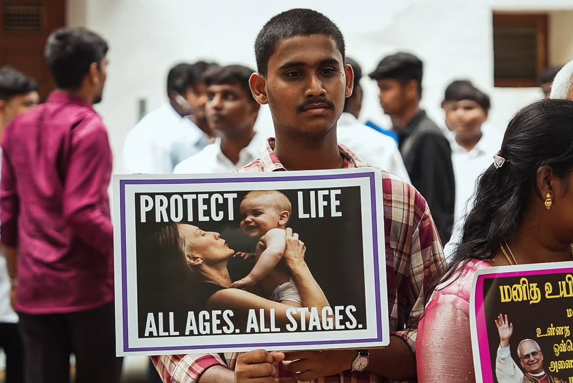 SilvestersFaith's tweet photo. Laws can change.
Truth doesn’t. 
From conception, it’s human life.
#StandwithJCDPrabhakar #prolife #marchforlifeindia https://t.co/rmalBoSMrh