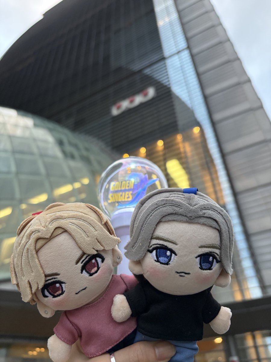 mi_hypmtr5's tweet photo. 大阪最終日は色々あり、尚のこと最高だった〜！
2026のツアーはこれでラスト！
ありがとうございました🥰次はFC！楽しみ✨ https://t.co/mueGZZCTyH