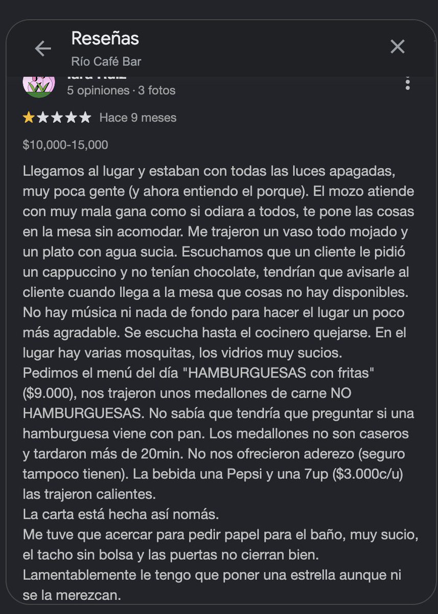 BurgerFcts's tweet photo. A todos nos entristece el cierra de cafés históricos, pero en general cierran porque son malos y nadie va.  Si realmente queremos conservarlos, la solución no es pedirle a la gente que vaya por nostalgia: es hacerlos mejores.

Por eso acá jodo tanto con defender la calidad, con la milanesa de 80 lucas, con el café con leche de especialidad y hasta me puse una parrilla por este motivo.

Si no adaptamos las propuestas culturales históricas a las demandas actuales de la gente, desaparecen. Nadie quiere ir a comer a un lugar sucio donde el inodoro no tiene tapa, donde la materia prima es mala y donde se cocina sin amor.

Agiornarse no significa convertirse en un café de especialidad minimalista. Significa entender qué quiere el público actual y ofrecerlo sin perder la identidad.

La mejor política de conservación sería ayudar a estos lugares a mejorar producto, cocina, servicio y gestión para que la gente vuelva a elegirlos.

No alcanza con que sean lugares a los que “hay que ir”. Tienen que volver a ser lugares a los que queramos ir. Y ojalá así suceda porque son parte fundamentales de nuestra historia y de la cultura de nuestra ciudad.