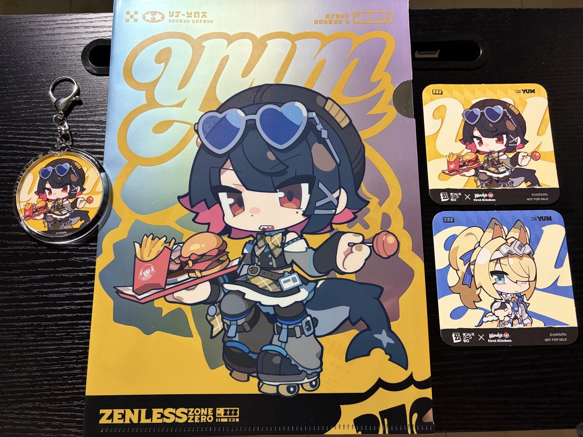 EmiruG8's tweet photo. ウェンディーズのドリンクでレミエールとエレンを選んだ結果、
コースターもファイルも揃ってしまった。
シグリッドさんのコースターもガチャの媒体になるかな https://t.co/riWcuoMK5L