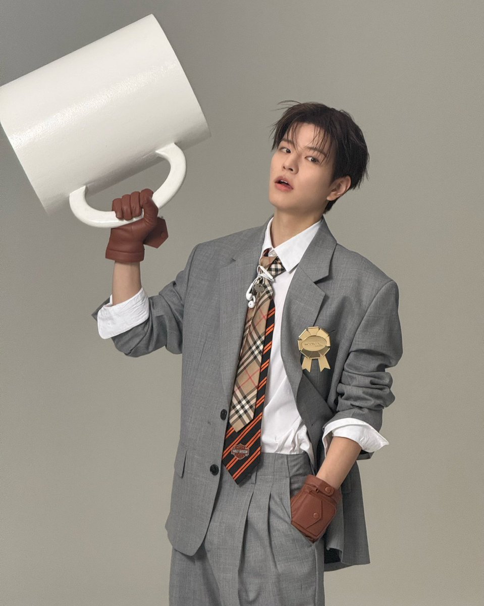 spearhyunnie's tweet photo. seungmin instagram update! https://t.co/tOwNNGdTdO
