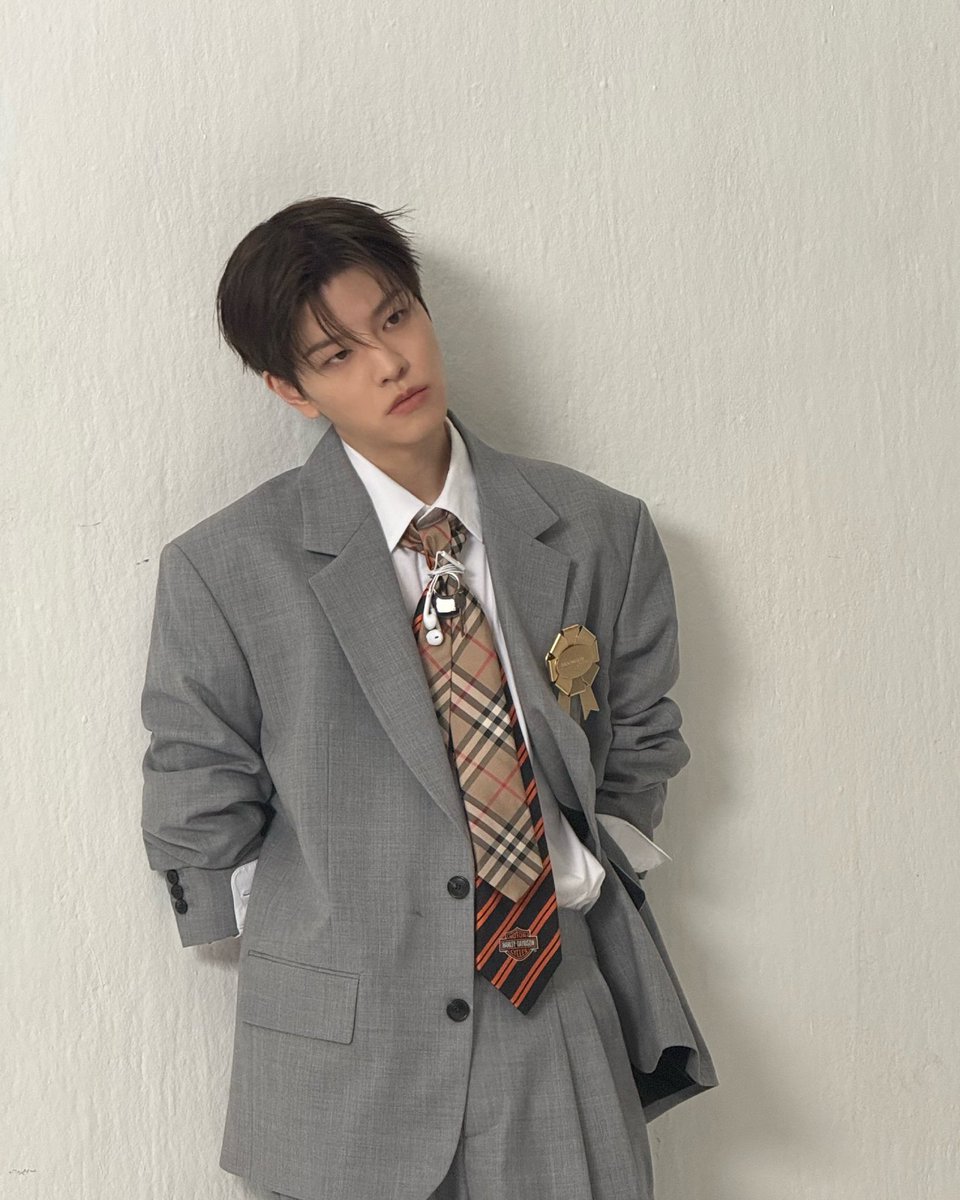 spearhyunnie's tweet photo. seungmin instagram update! https://t.co/tOwNNGdTdO