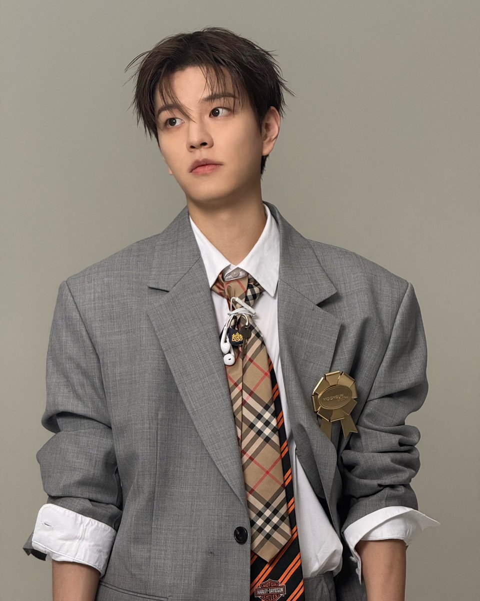 spearhyunnie's tweet photo. seungmin instagram update! https://t.co/tOwNNGdTdO