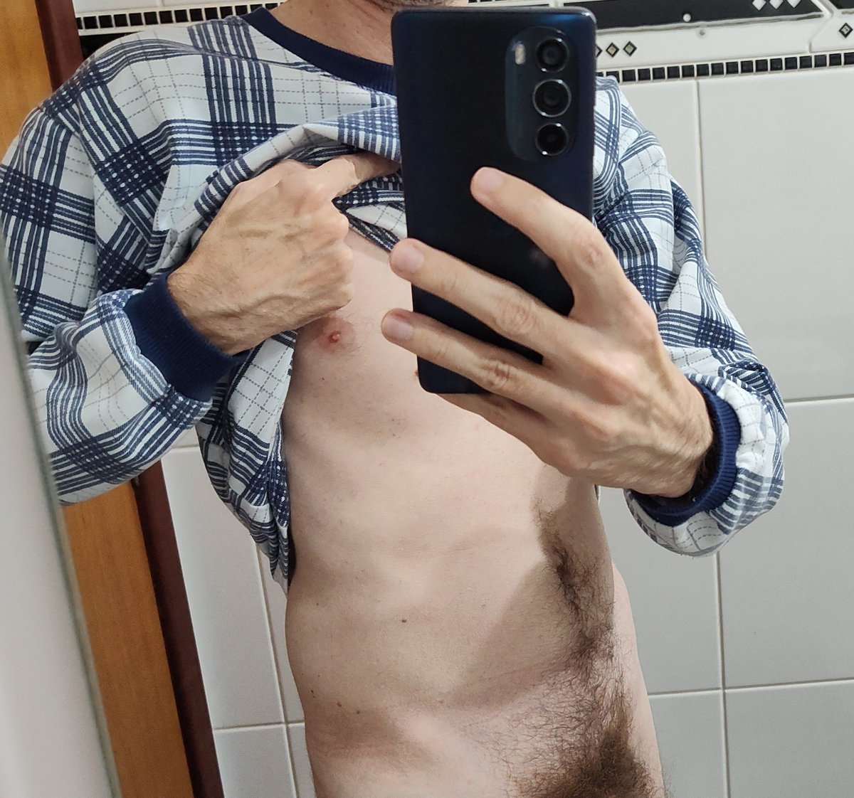 HotJPM's tweet photo. No meu privacy você encontra a imagem completa, sem censura.
https://t.co/THgQmSOpXU https://t.co/GpvgAXdEvd