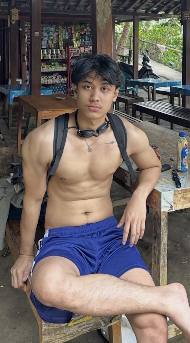 atiaspace's tweet photo. jadi gratis gituu grupnya kayak isi nya nya tuh video video indo yg viral dan baru baru dan update terus gitu guys💜 klik aja yang di caption atau di bioo https://t.co/uiKVgHzqgh