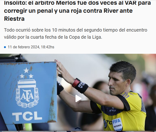 LabrunayPeron's tweet photo. No sólo es grosero q puentee a la esposa como si fuera un nene "que no entiende de lo que habla", sino que hay un caso que lo justifica. Merlos había cobrado penal para Riestra y modifica por el Var, porque uno estaba escuchando la transmisión y el relator dijo q había offside https://t.co/Q4sVE9o2zT