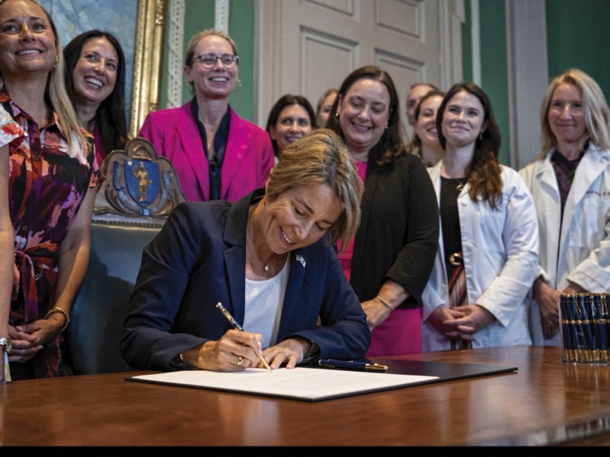 AinsworthKeith's tweet photo. These women are absolutely thrilled.

Massachusetts governor signs built, effectively legalizing abortion up to the day of birth.

This group of Massachusetts Democrat women appear overjoyed at the concept. 
https://t.co/vC9a8rJNB0 https://t.co/DuTejRez35