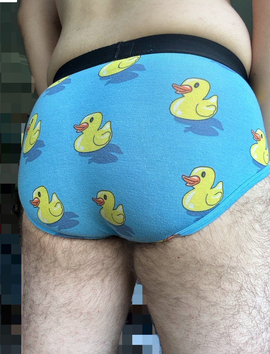 jdpantsed's tweet photo. Are these cool enough to wear for a first date? https://t.co/zV38ytczKf
