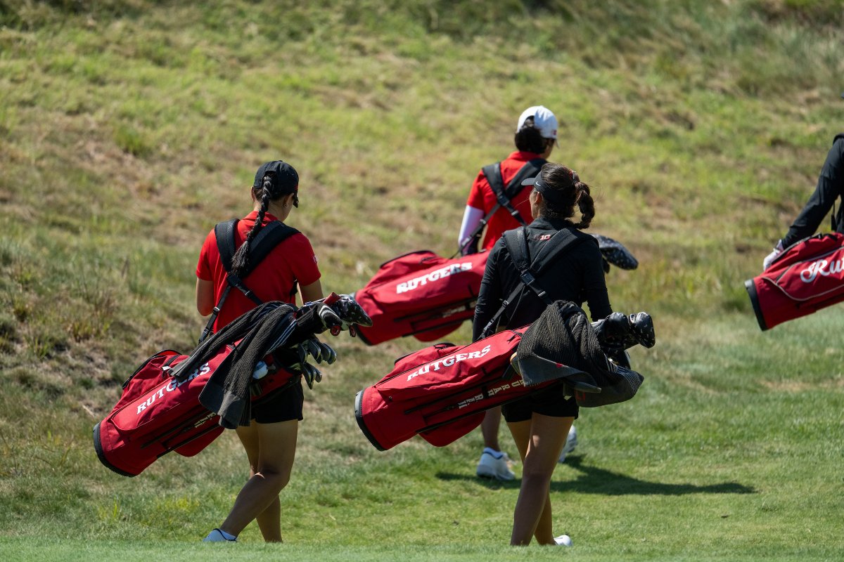RUAthletics's tweet photo. ⛳ @RutgersWGolf #yeaRinReview
⛳ Lu competed at U.S. Women's Am
⛳ Won Rutgers Invitational
⛳ Back-to-back runner-up finishes
⛳ WGCA All-Scholar Team GPA Award https://t.co/r7Yf1IhmLp