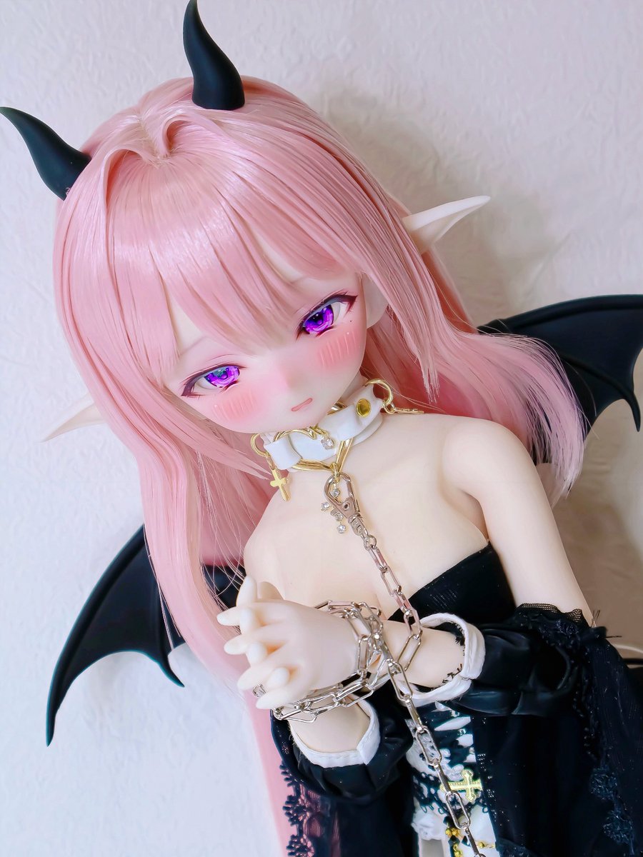 primusstarlight's tweet photo. らぅ先生の #ミュウミュウチョーカー 、すこすこスコティッシュホールドなんだ🤤 https://t.co/zTTyWuX3tx