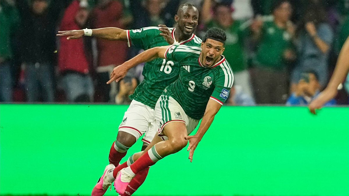 martindelp's tweet photo. Ayer revelé el pacto que podría llevar a México a cambiar de Concacaf a Conmebol. Hoy escribí un texto que explica los detalles y las implicaciones políticas y económicas. Es un tema complejo e interesantísimo. Encontrarán el link en el siguiente tweet 👇🏽 https://t.co/EcCnkATYo8