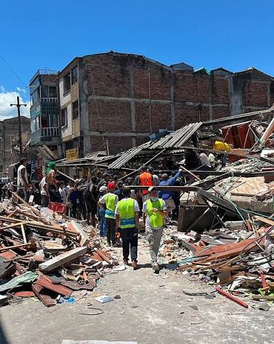 alternoticias1's tweet photo. Sube a 169 el número de muertos y más de 900 heridos tras terremoto en Colombia. https://t.co/PT5zydSD2d
#ALTERNATIVASINALOA #UltimasNoticias #BreakingNews #Sinaloa
#Sismo #terremoto #AlMomento #colombia https://t.co/H7x29W8Ntk
